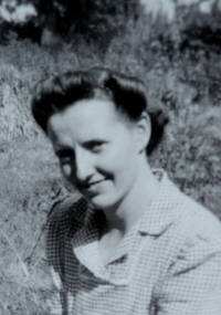 Mom, 1944, all rights reserved